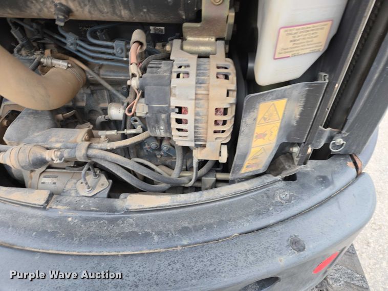 image for item EV5581 2015 Bobcat E26 mini excavator