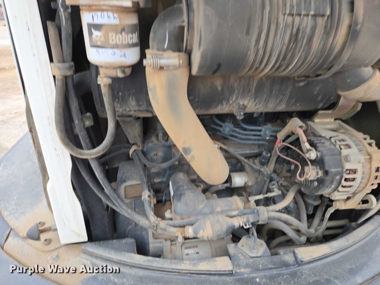image for item EV5581 2015 Bobcat E26 mini excavator