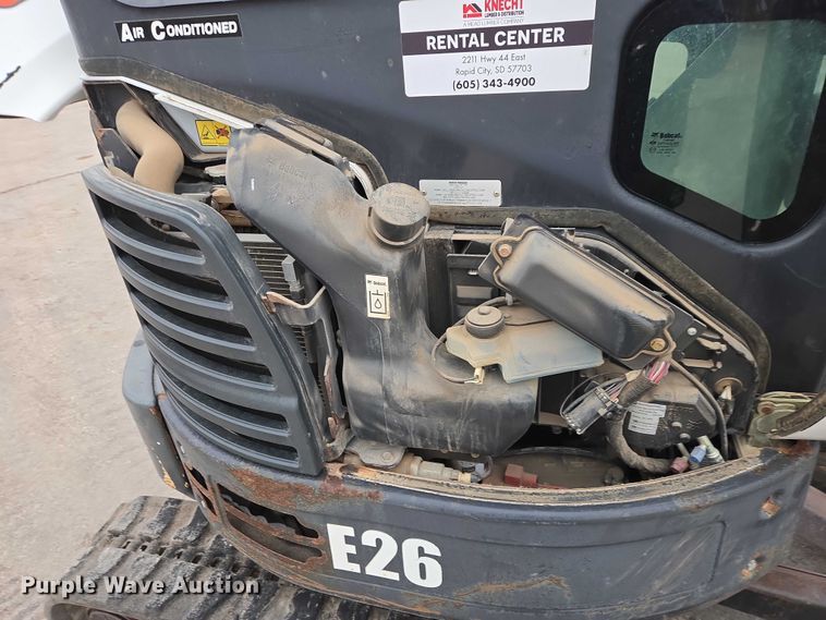 image for item EV5581 2015 Bobcat E26 mini excavator