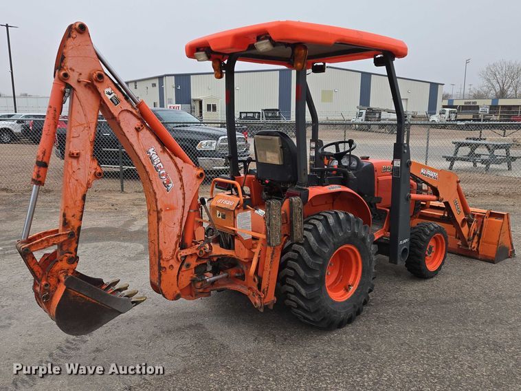 image for item EV5582 Kubota B26 HST backhoe