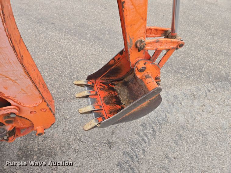 image for item EV5582 Kubota B26 HST backhoe