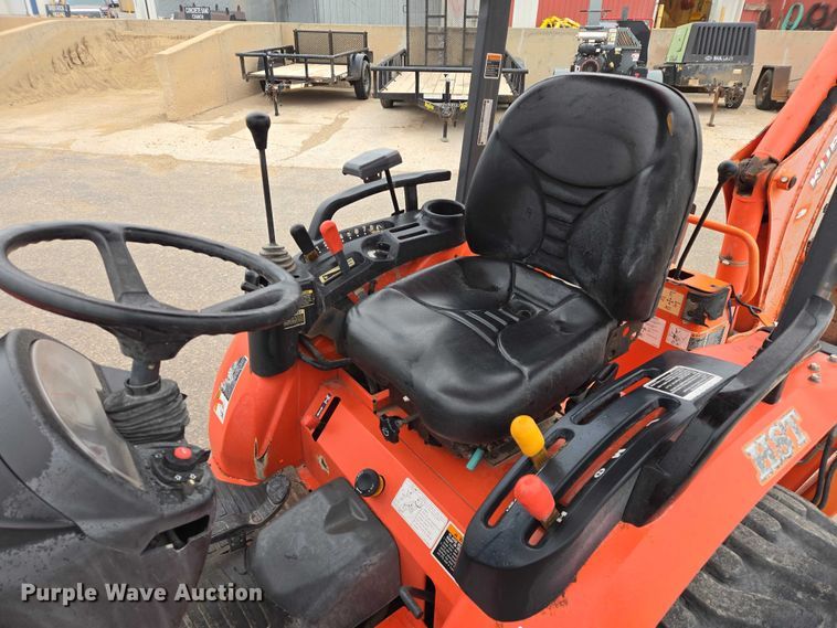 image for item EV5582 Kubota B26 HST backhoe