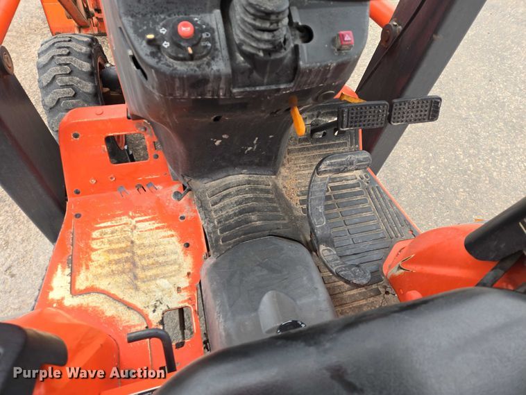 image for item EV5582 Kubota B26 HST backhoe