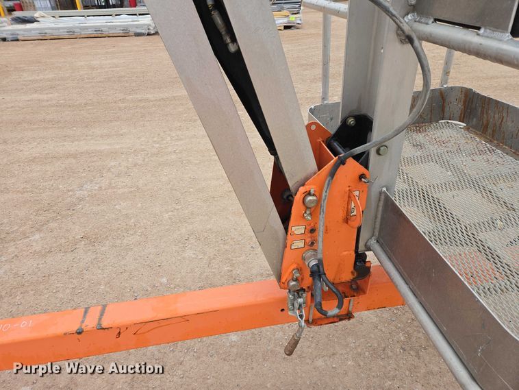 image for item EV5584 2017 JLG T500J boom lift