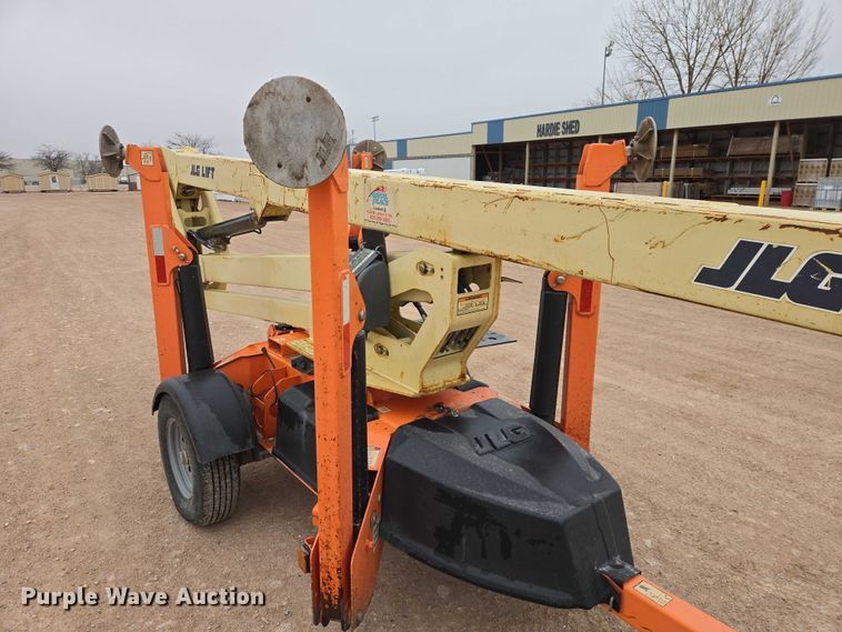 image for item EV5584 2017 JLG T500J boom lift