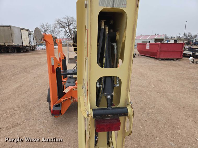 image for item EV5584 2017 JLG T500J boom lift