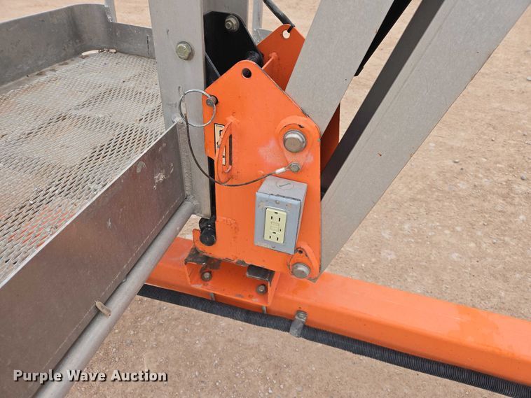 image for item EV5584 2017 JLG T500J boom lift