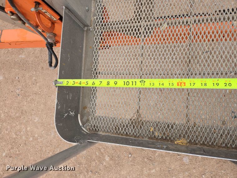 image for item EV5584 2017 JLG T500J boom lift