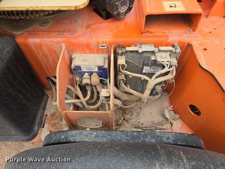 image for item EV5584 2017 JLG T500J boom lift
