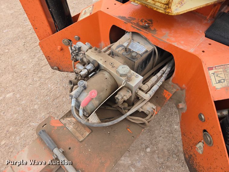 image for item EV5584 2017 JLG T500J boom lift