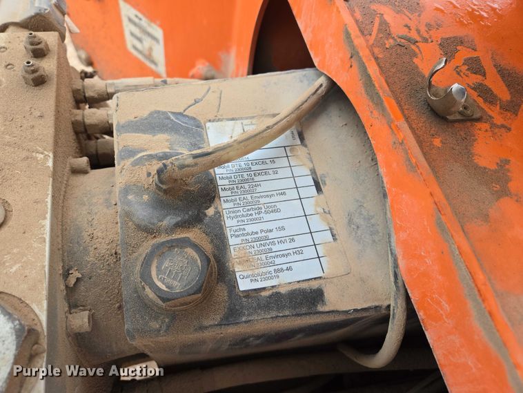 image for item EV5584 2017 JLG T500J boom lift