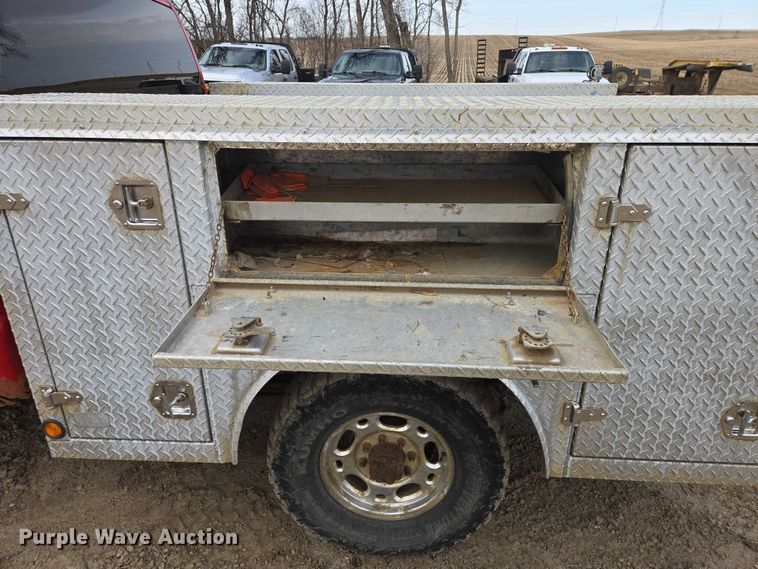 image for item EV5771 2003 Chevrolet Silverado Ext. Cab pickup truck