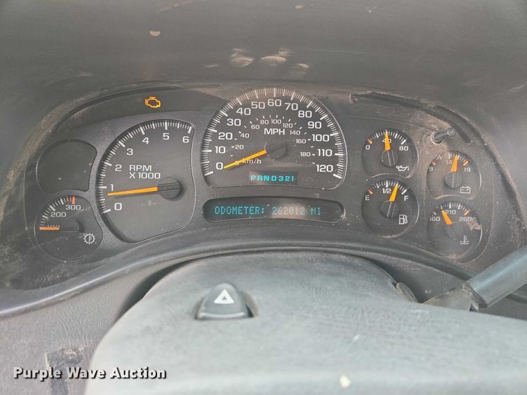 image for item EV5771 2003 Chevrolet Silverado Ext. Cab pickup truck