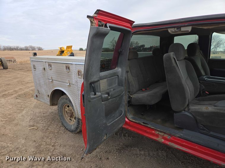 image for item EV5771 2003 Chevrolet Silverado Ext. Cab pickup truck