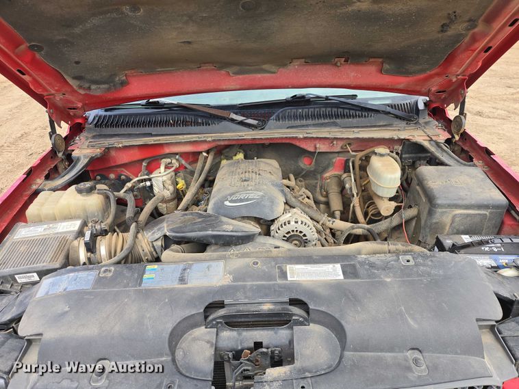 image for item EV5771 2003 Chevrolet Silverado Ext. Cab pickup truck