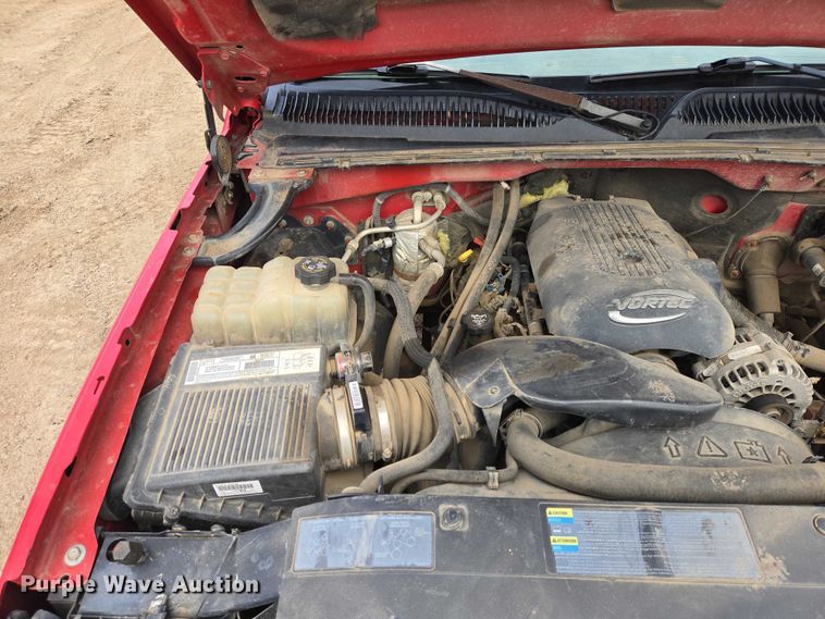 image for item EV5771 2003 Chevrolet Silverado Ext. Cab pickup truck