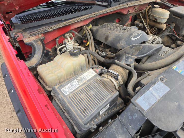 image for item EV5771 2003 Chevrolet Silverado Ext. Cab pickup truck