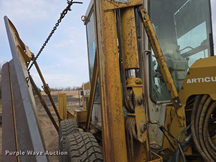 image for item EV5772 1996 Fiat Allis FG85A Series B motor grader