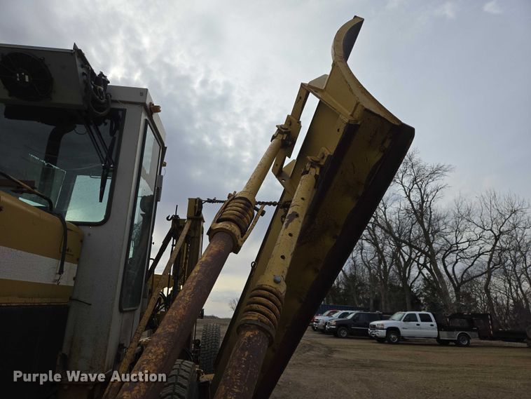 image for item EV5772 1996 Fiat Allis FG85A Series B motor grader