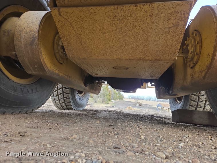 image for item EV5772 1996 Fiat Allis FG85A Series B motor grader