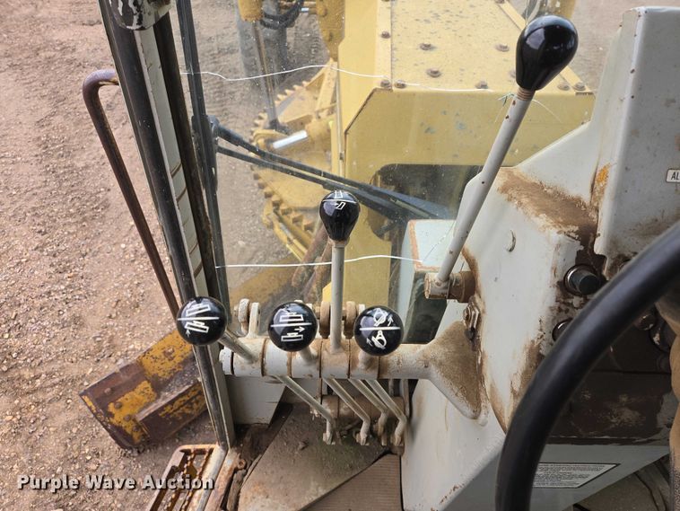 image for item EV5772 1996 Fiat Allis FG85A Series B motor grader