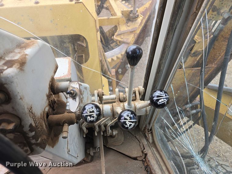 image for item EV5772 1996 Fiat Allis FG85A Series B motor grader