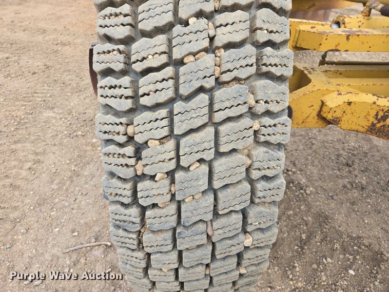 image for item EV5772 1996 Fiat Allis FG85A Series B motor grader