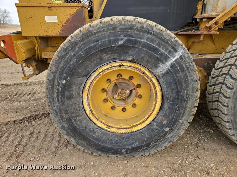 image for item EV5772 1996 Fiat Allis FG85A Series B motor grader