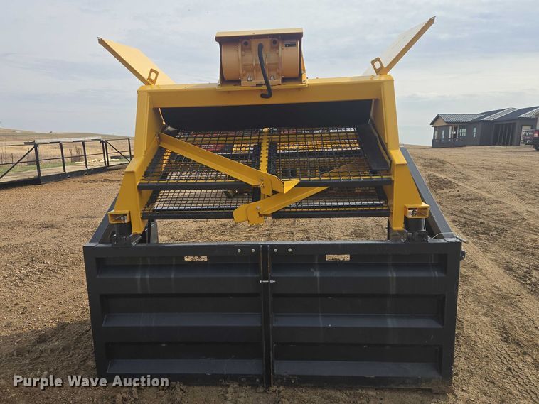 image for item EV5773 Paladin Industrial US70 vibratory screen