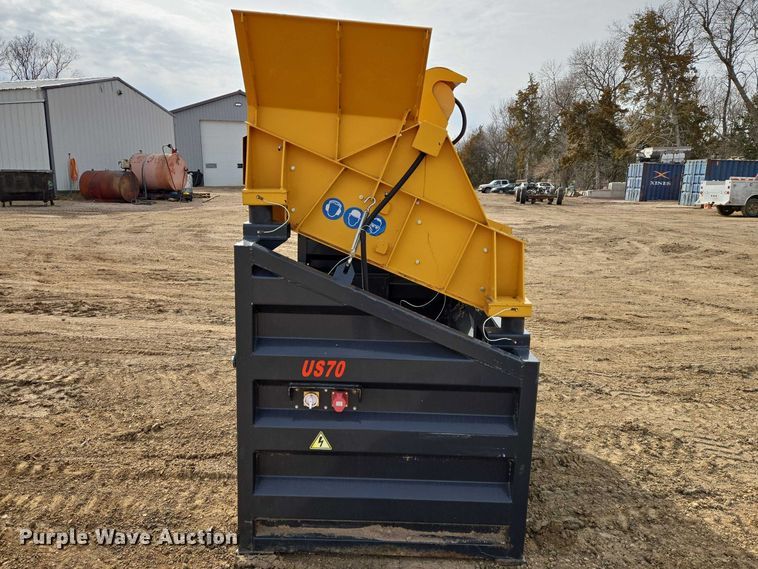 image for item EV5773 Paladin Industrial US70 vibratory screen