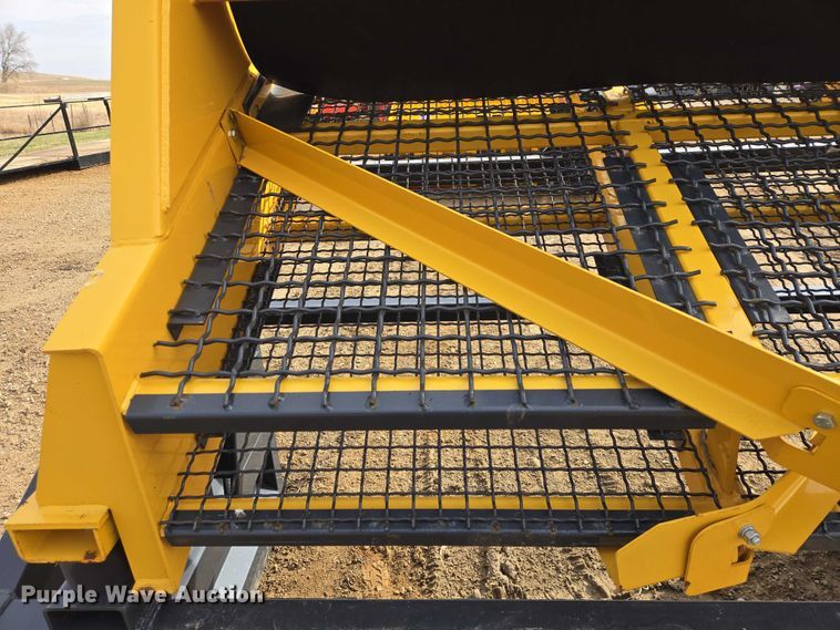 image for item EV5773 Paladin Industrial US70 vibratory screen