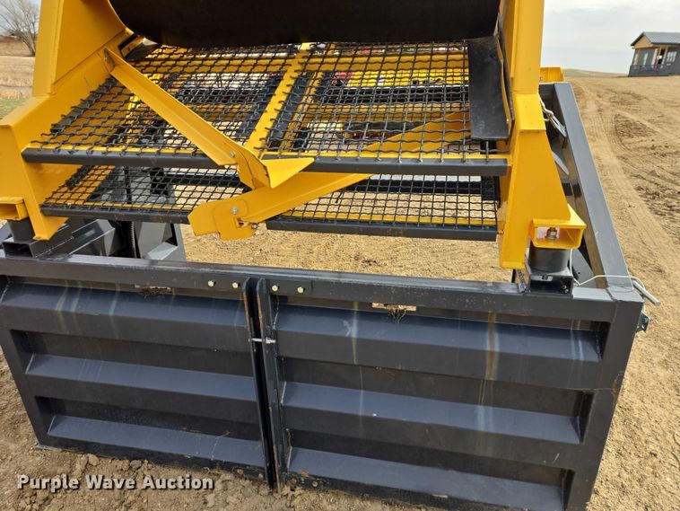 image for item EV5773 Paladin Industrial US70 vibratory screen