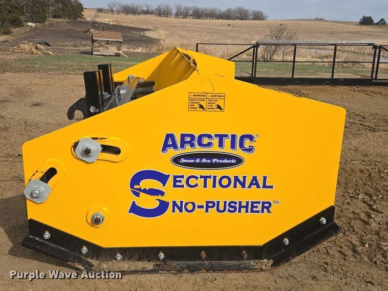 image for item EV5774 Arctic HD 11.5 snow pusher