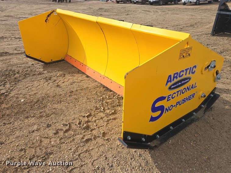 image for item EV5774 Arctic HD 11.5 snow pusher