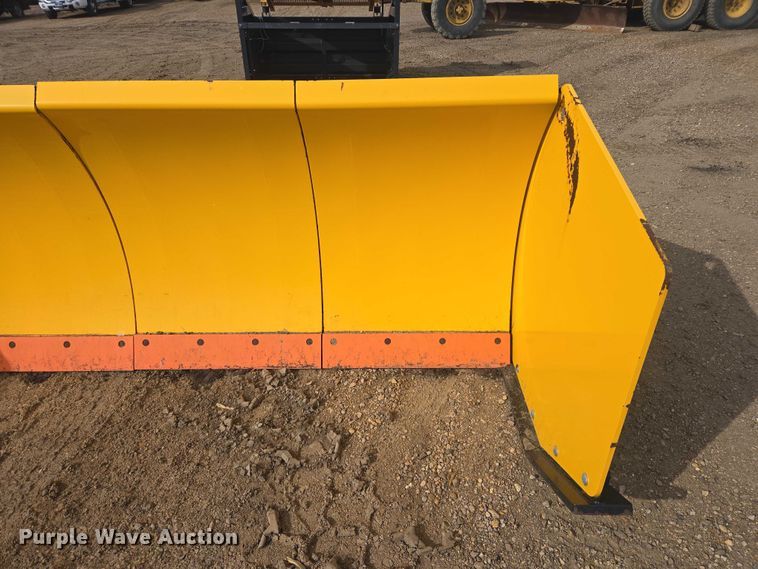 image for item EV5774 Arctic HD 11.5 snow pusher