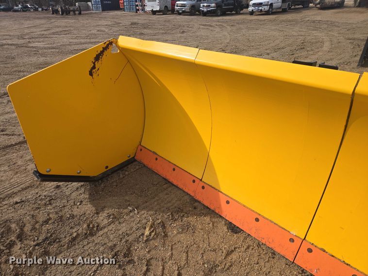 image for item EV5774 Arctic HD 11.5 snow pusher