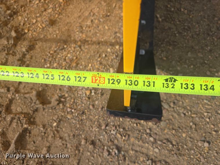 image for item EV5774 Arctic HD 11.5 snow pusher