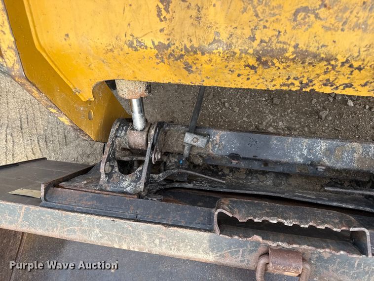 image for item EV7659 2015 Caterpillar 262D skid steer loader