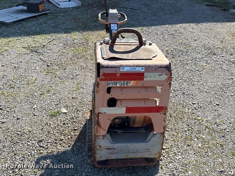 image for item EV7665 Mikasa  MVH-508 plate compactor