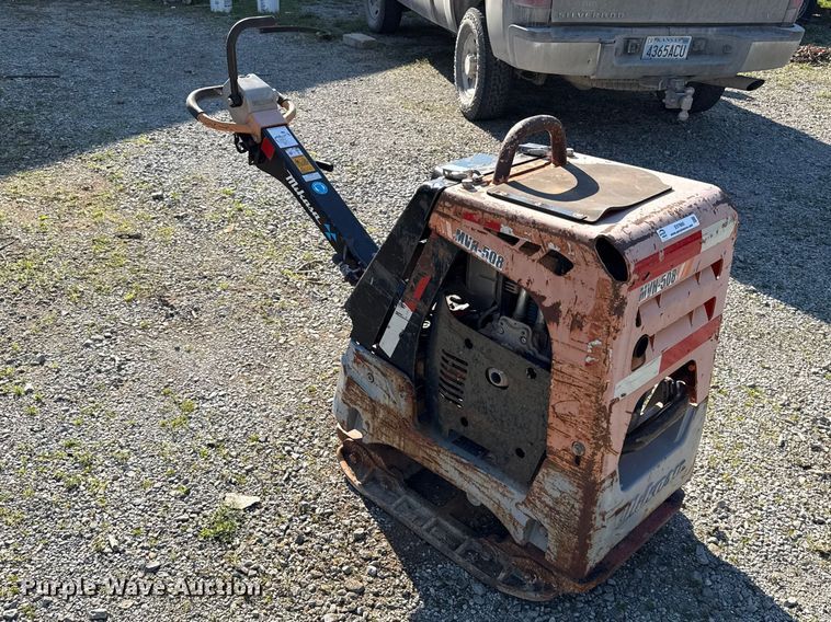 image for item EV7665 Mikasa  MVH-508 plate compactor