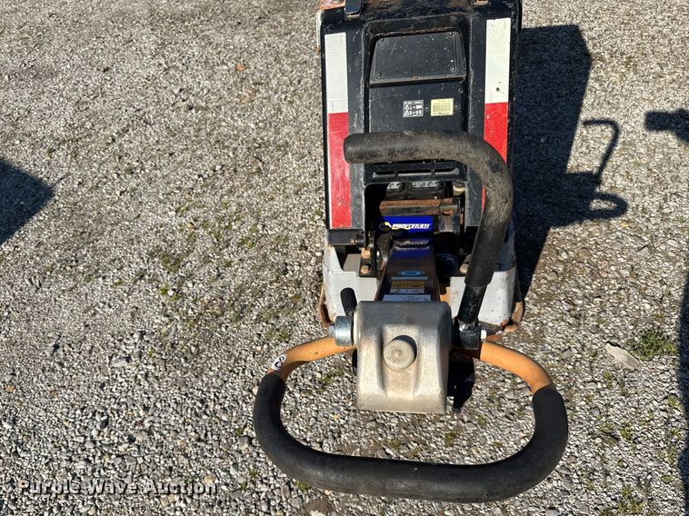 image for item EV7665 Mikasa  MVH-508 plate compactor