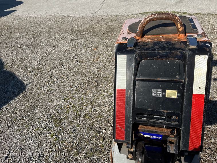 image for item EV7665 Mikasa  MVH-508 plate compactor