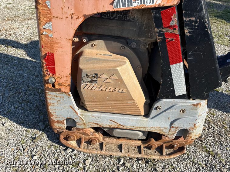 image for item EV7665 Mikasa  MVH-508 plate compactor