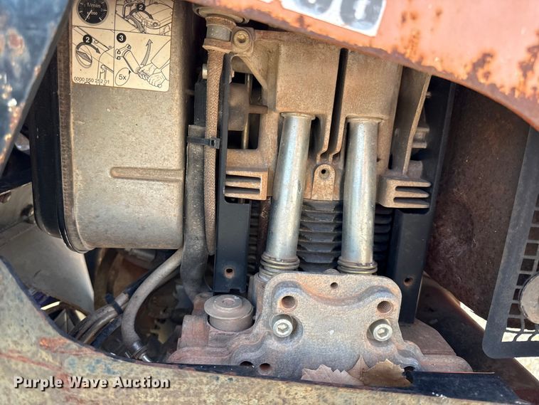 image for item EV7665 Mikasa  MVH-508 plate compactor