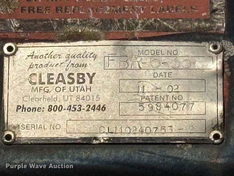 image for item EV7666 2001 International 4700 flatbed truck
