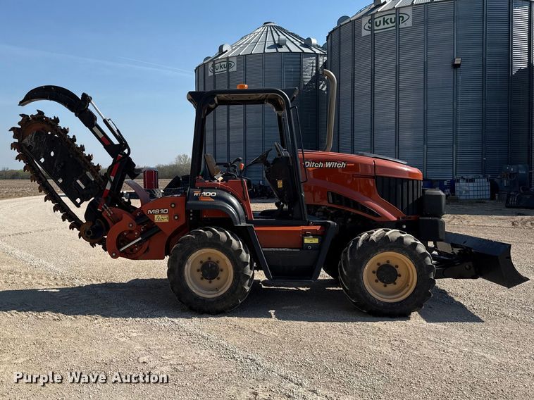 image for item EV7668 2015 Ditch Witch RT100 trencher