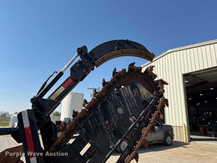 image for item EV7668 2015 Ditch Witch RT100 trencher