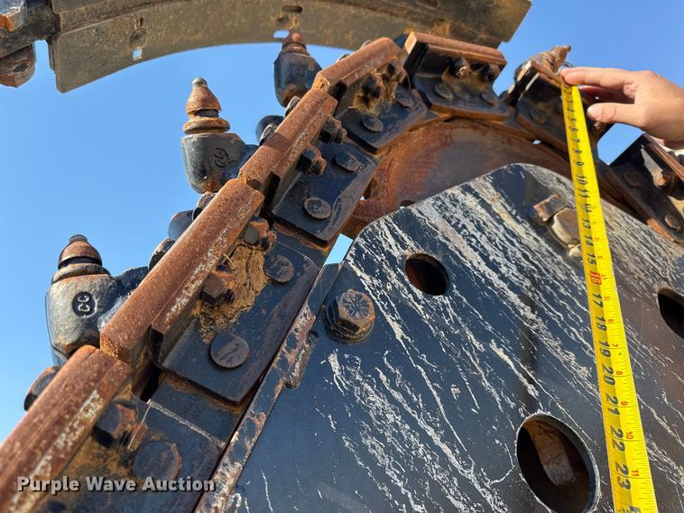 image for item EV7668 2015 Ditch Witch RT100 trencher