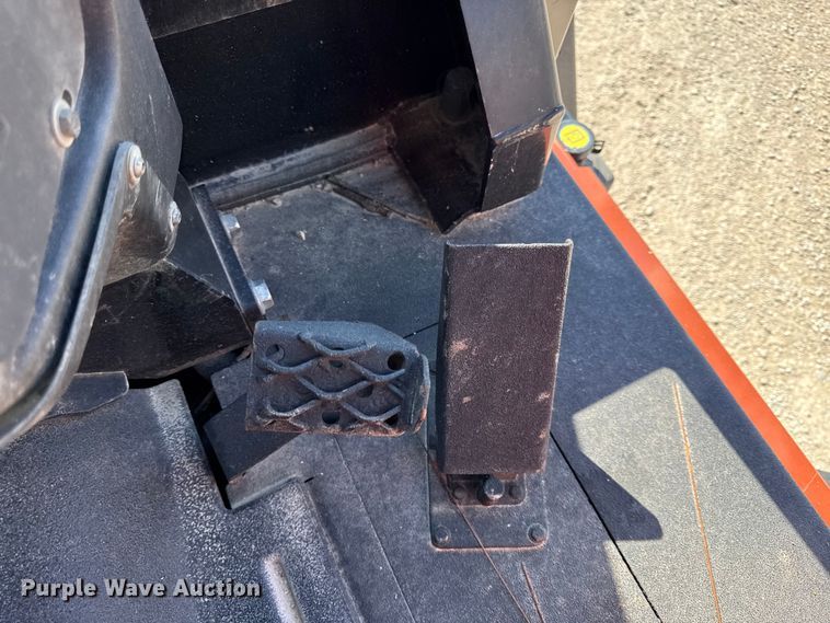 image for item EV7668 2015 Ditch Witch RT100 trencher