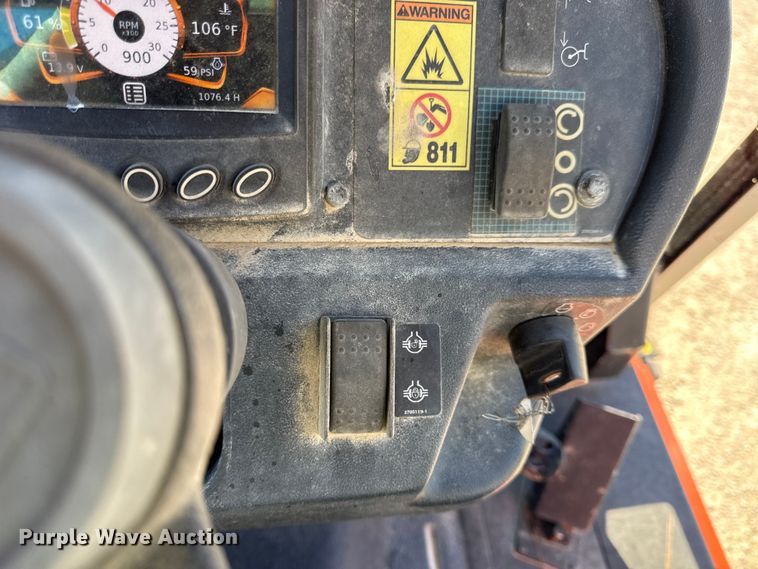 image for item EV7668 2015 Ditch Witch RT100 trencher